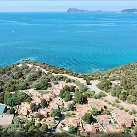 Appart hôtel Ecovillage With Swimming-pool Surrounded By Greenery, With Air Conditioning And Outdoor Private Area