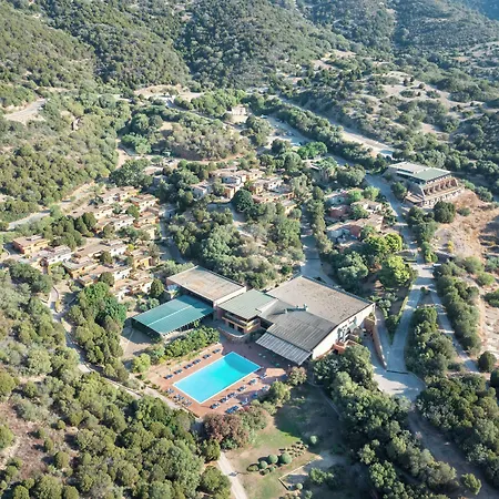 Lejlighedshotel Ecovillage With Swimming-pool Surrounded By Greenery, With Air Conditioning And Outdoor Private Area Teulada