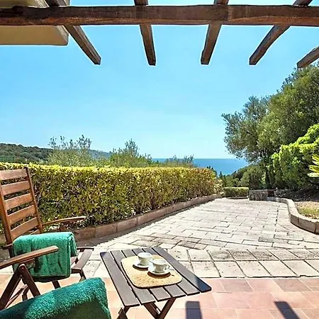 公寓式酒店 Ecovillage With Swimming-pool Surrounded By Greenery, With Air Conditioning And Outdoor Private Area