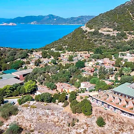 Hotel apartamentowy Ecovillage With Swimming-pool Surrounded By Greenery, With Air Conditioning And Outdoor Private Area Teulada