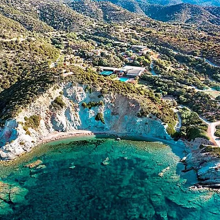 Ecovillage With Swimming-pool Surrounded By Greenery, With Air Conditioning And Outdoor Private Area 3* Teulada